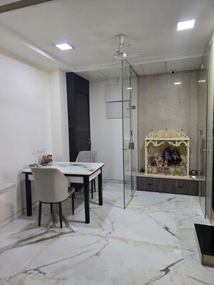 Living Room in 5 BHK Apartment at Nalanda Apartment Cumbala Hill, Cumbala Hill – for Rent