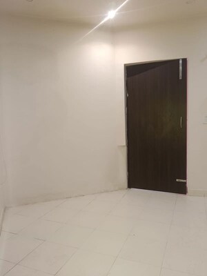 Room in 1 BHK Builder Floor at Greater Kailash I – for Rent