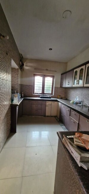 Kitchen in 2.5 BHK Independent House at Sector 16 A – for Rent