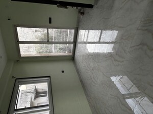 Room in 3 BHK Builder Floor at Orchid Island, Sector 51 – for Sale