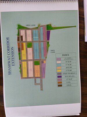  Plot For Sale in Mari Mata Square
