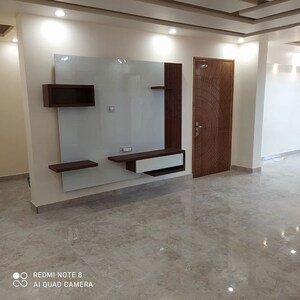 Room in 3 BHK Builder Floor at Sector 88 – for Sale