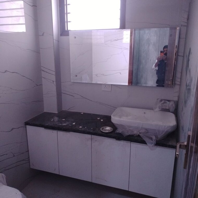 Kitchen, sector 81 3 Bedroom 180 Sq.Yd. Builder Floor In Sector 81 Faridabad 10380584