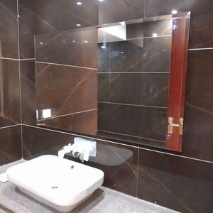Furnished Amenities in 3 BHK Builder Floor at Sector 81 – for Sale