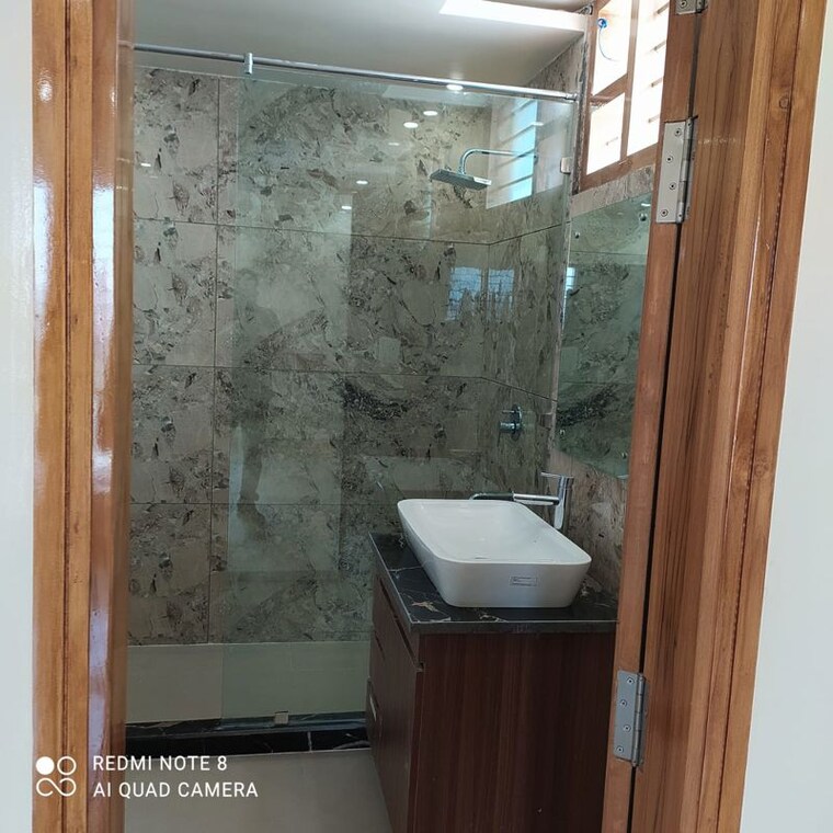 undefined, sector 85 3 Bedroom 250 Sq.Yd. Builder Floor In Sector 85 Faridabad 10380594