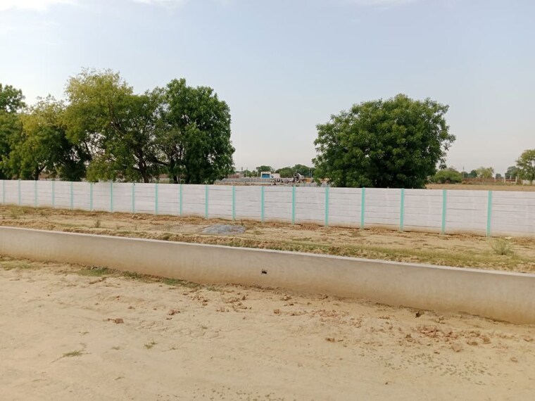 undefined, gwalior road  100 Sq.Yd. Plot In Gwalior Road Agra 10380442