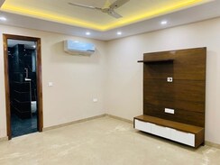 3.5 BHK + Servant Room,Study Room Builder Floor For Sale in Sector 85