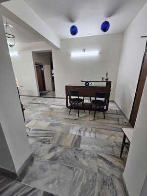 Team Area in 4 BHK Apartment at Race Course – for Rent