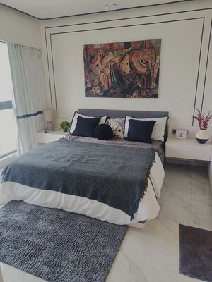 Bedroom in 2.5 BHK Apartment at Ashok Gardens, Sewri – for Rent