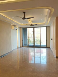 4 BHK + Servant Room Builder Floor For Rent in Safdarjung Enclave