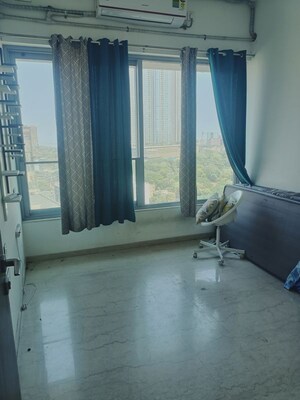2 BHK Apartment For Rent in Peninsula Salsette 27, Byculla