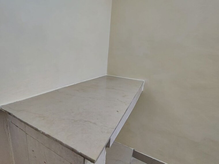 Room, jawahar nagar 1 RK 350 Sq.Ft. Apartment In Jawahar Nagar Delhi 10380690
