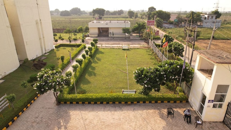 Garden, rlf-the-park 2 Bedroom 955 Sq.Ft. Builder Floor In Alwar Bypass Road Bhiwadi 10380750