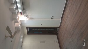 Furnished Amenities in 3 BHK Builder Floor at Unitech South City II, Sector 50 – for Rent