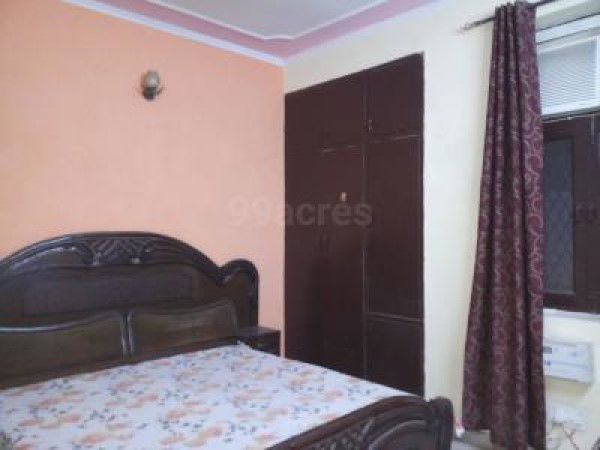 2 BHK + Pooja Room 950 Sq.Ft. Builder Floor in RWA Apartments Sector 15