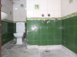 Bathroom in 2 BHK Builder Floor at RWA Apartments Sector 15, Sector 15 – for Rent