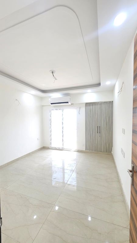 4 BHK + Extra Room 3500 Sq.Ft. Apartment in Samridhi Luxuriya Avenue