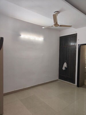 3 BHK Builder Floor For Rent in Sector 42