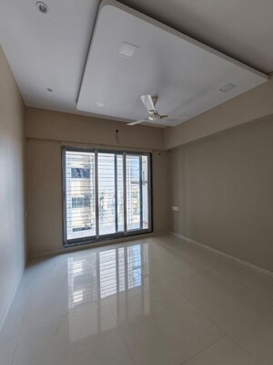 Room in 2 BHK Apartment at Shreeji Atlantis, Malad West – for Rent