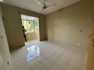 Room in 4 BHK Independent House at Singanhalli Enclave, Bommanahalli – for Sale