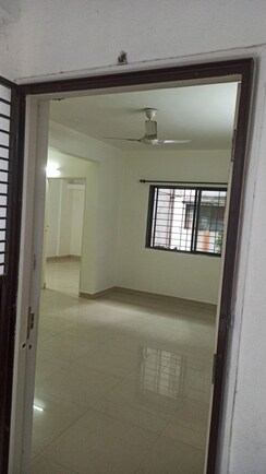 1 RkApartment For Rent in Alkapuri Society
