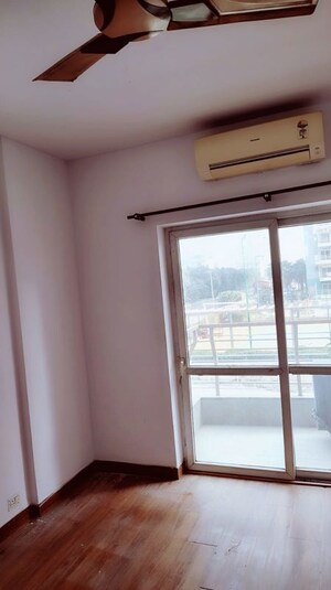 Room in 3 BHK Builder Floor at Bptp Park Floors I, Sector 77 – for Sale