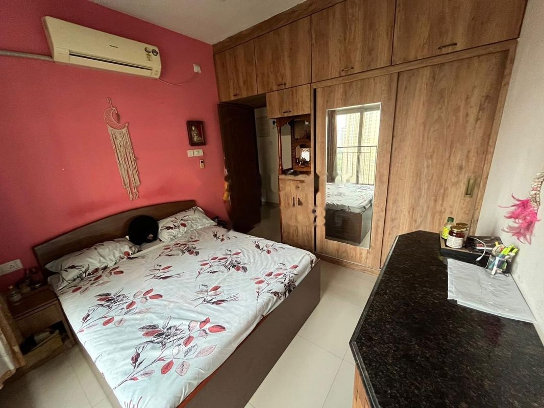 2 BHK 1380 Sq.Ft. Apartment in Rustomjee Urbania Acura