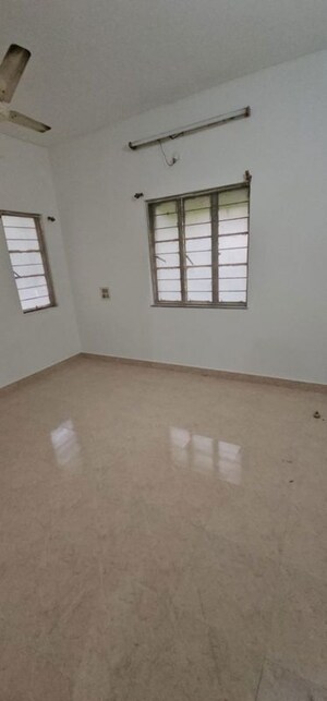 Bedroom in 1 BHK Apartment at Bhusari Colony – for Rent