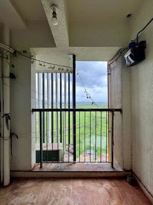 Furnished Amenities in 2 BHK Apartment at Lodha Splendora, Ghodbunder Road – for Sale