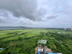 Plot Area in 2 BHK Apartment at Lodha Splendora, Ghodbunder Road – for Sale