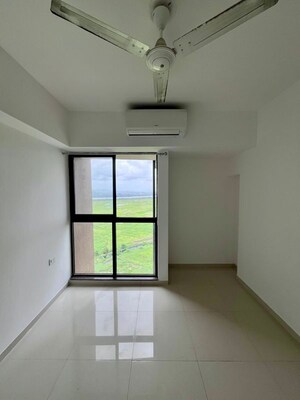 Room in 2 BHK Apartment at Lodha Splendora, Ghodbunder Road – for Sale