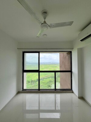 Room in 2 BHK Apartment at Lodha Splendora, Ghodbunder Road – for Sale