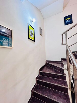 Staircase in 5 BHK Villa at Amrapali Dream Valley, Tech Zone 4 Greater Noida – for Rent
