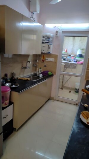 Team Area in 2 BHK Apartment at Sunshine Enclave, Vip Road – for Sale