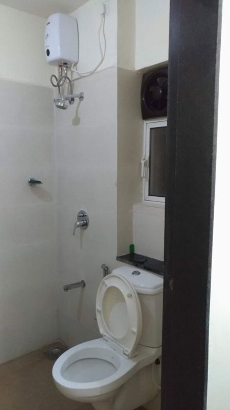 Bathroom, indiabulls-greens 2 Bedroom 1248 Sq.Ft. Apartment In New Panvel Navi Mumbai 10381007