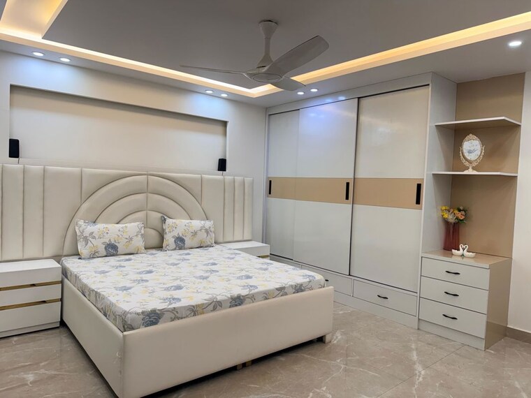 Bedroom, sector 9 3 Bedroom 2150 Sq.Ft. Builder Floor In Sector 9 Gurgaon 10381061