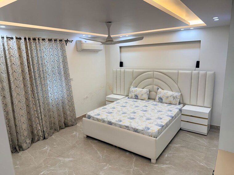 Bedroom, sector 9 3 Bedroom 2150 Sq.Ft. Builder Floor In Sector 9 Gurgaon 10381061