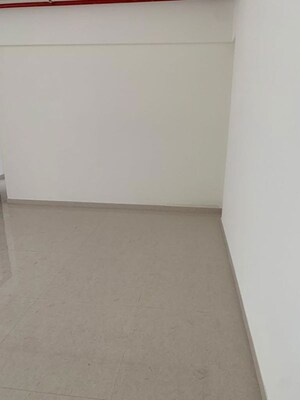 Room in 2.5 BHK Apartment at The Wadhwa Anmol Fortune, Goregaon West – for Rent