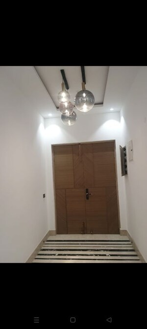 Room in 4 BHK Apartment at ABA County 107, Sector 107 – for Rent