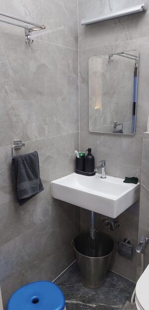 Bathroom in 1 BHK Apartment at Jivan Prakash Apartment, Matunga West – for Rent