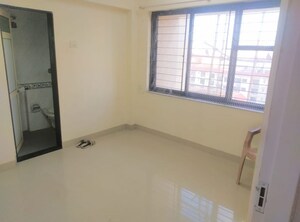 Master Bedroom in 2 BHK Apartment at K Raheja Palm Spring, Malad West – for Rent