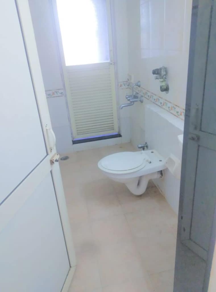 Attached Bathroom, k-raheja-palm-spring 2 Bedroom 990 Sq.Ft. Apartment In Malad West Mumbai 10381118