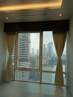 Furnished Amenities in 4 BHK Apartment at Indiabulls Blu, Worli – for Rent