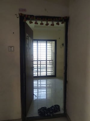 Room in 1 BHK Apartment at Sakai Shraddha CHS, Naigaon West – for Sale