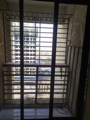 Room in 1 BHK Apartment at Sakai Shraddha CHS, Naigaon West – for Sale