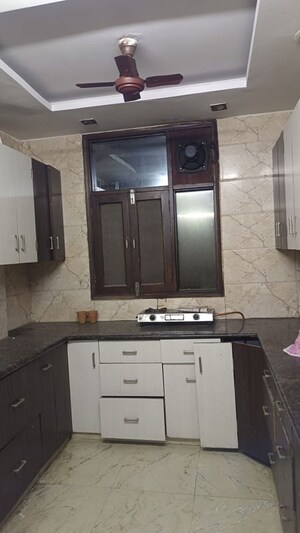 Kitchen in 2 BHK Builder Floor at Old Rajinder Nagar – for Rent