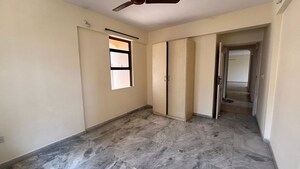 Room in 3 BHK Apartment at Hiranandani Brentwood Mumbai, Powai – for Rent