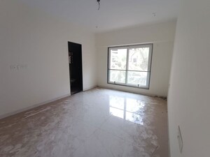 Room in 3 BHK Apartment at Vikas Centre Chembur, Chembur – for Rent