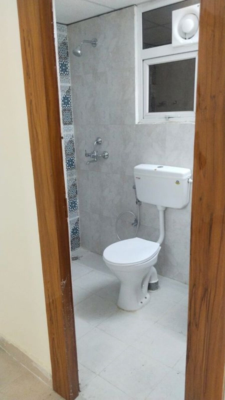 Bathroom, signature-the-millennia-2 2 Bedroom 950 Sq.Ft. Apartment In Sector 37d Gurgaon 10381261