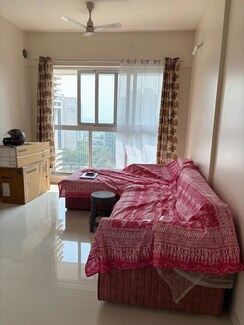 1.5 BHK + Extra Room Apartment For Rent in Sheth Avante